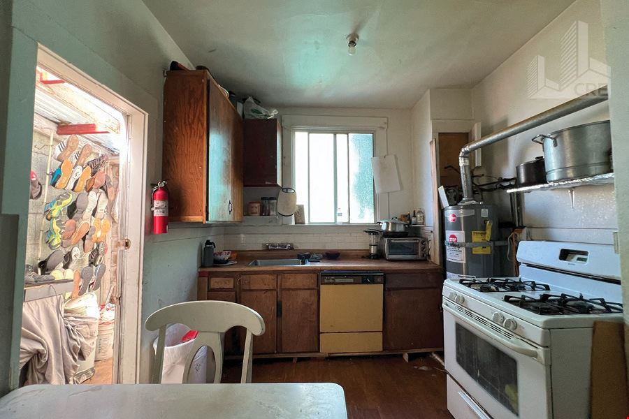 5250-5254 Mission St