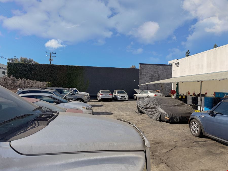 Ghassem’s Service Center