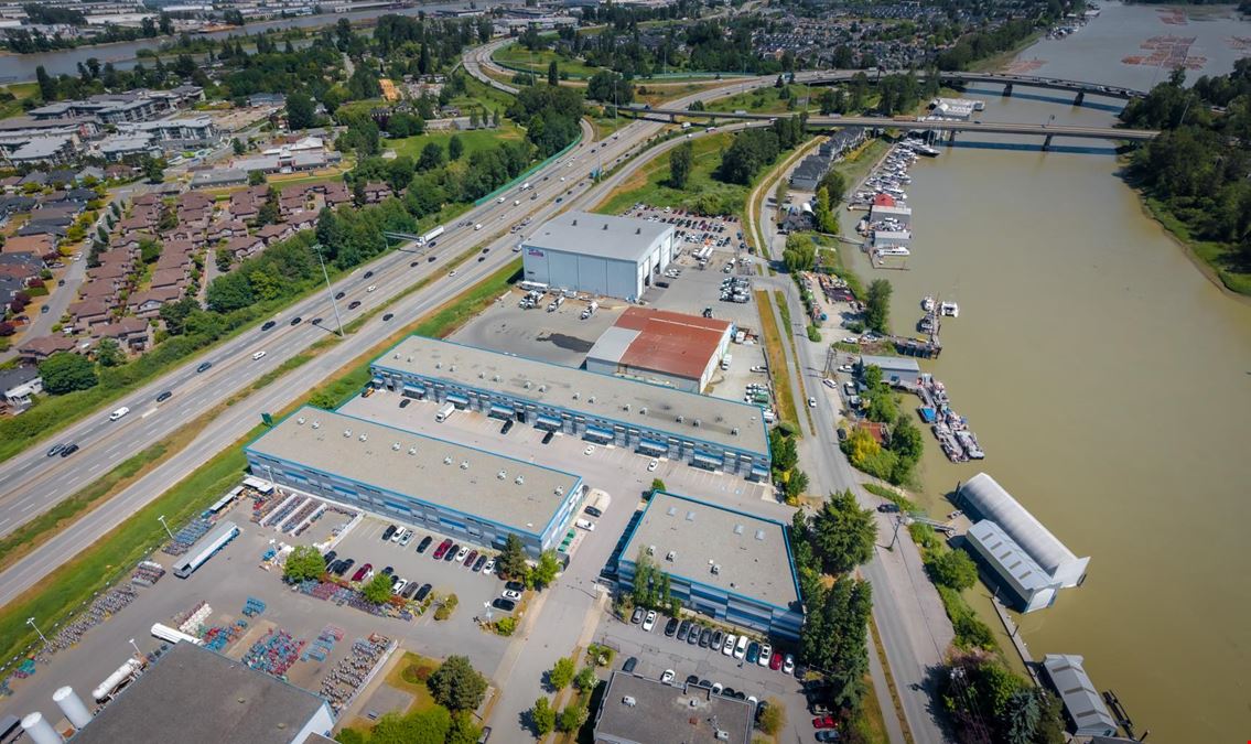 211,23251 Fraserwood Way