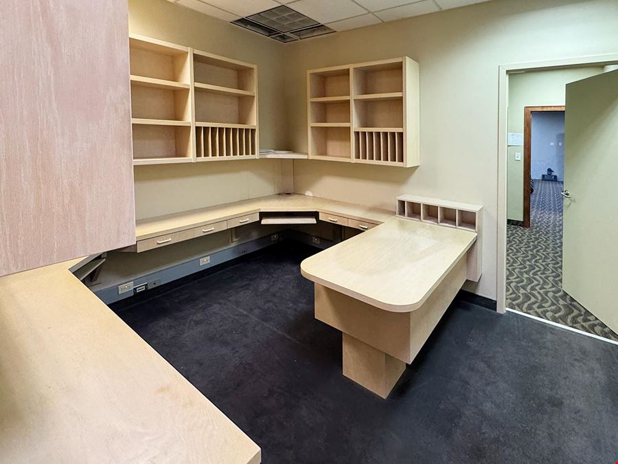 5200 W 78th Street