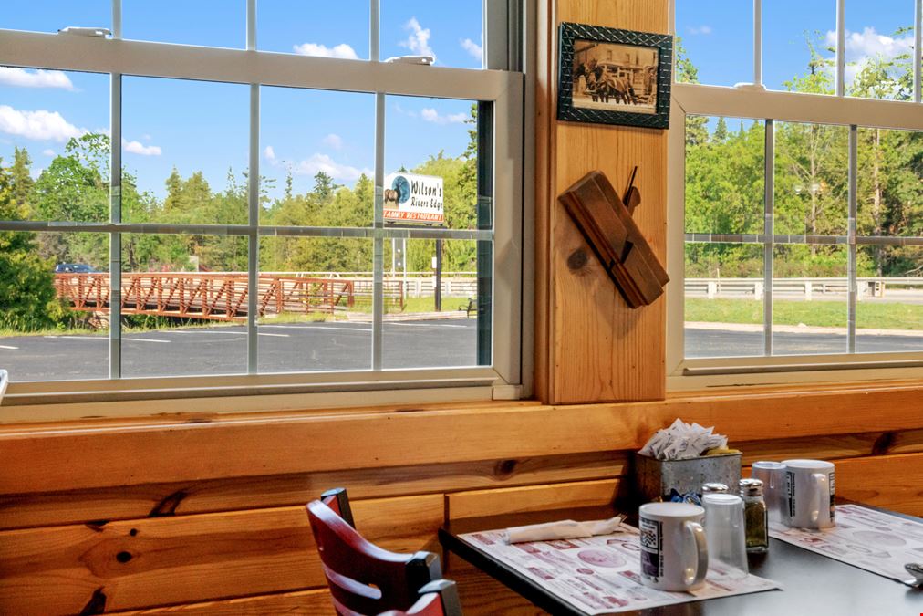 Wilson's Rivers Edge Restaurant