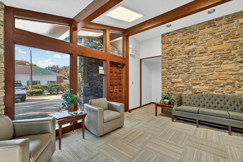Downtown Leesburg Professional Office