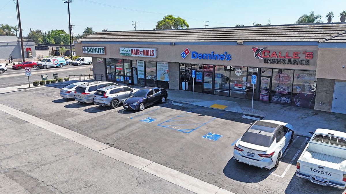 End-Cap Retail Space For Lease