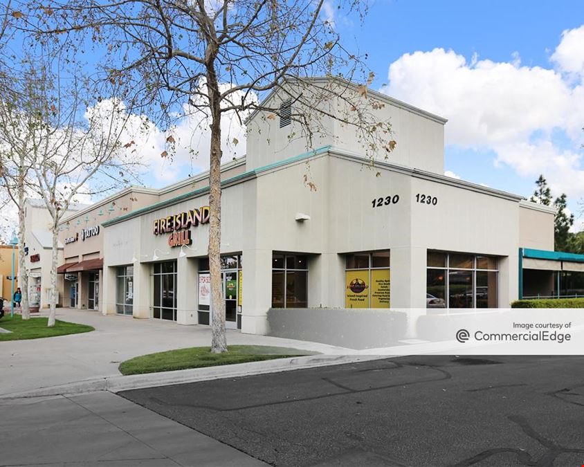 Centre Court Shopping Center