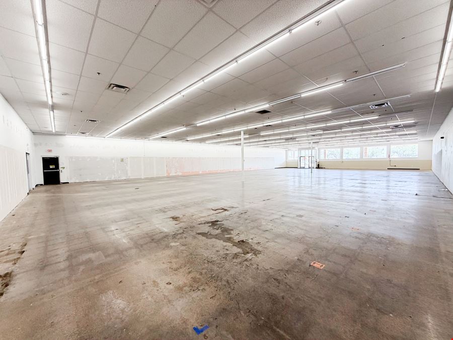 50th & University Retail Space