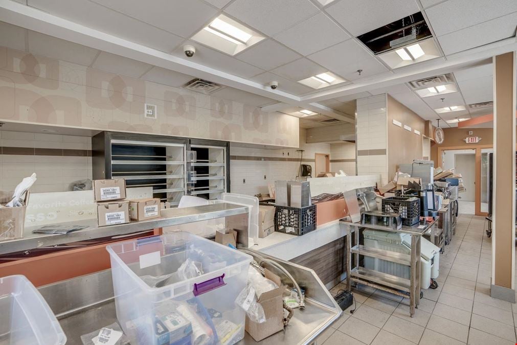 Well located Retail or Restaurant Space in Groton, MA