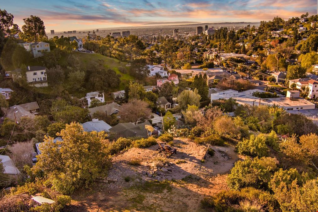 ±0.75-Acre Fully-Entitled Ocean View Hollywood Hills Residential Land Parcel