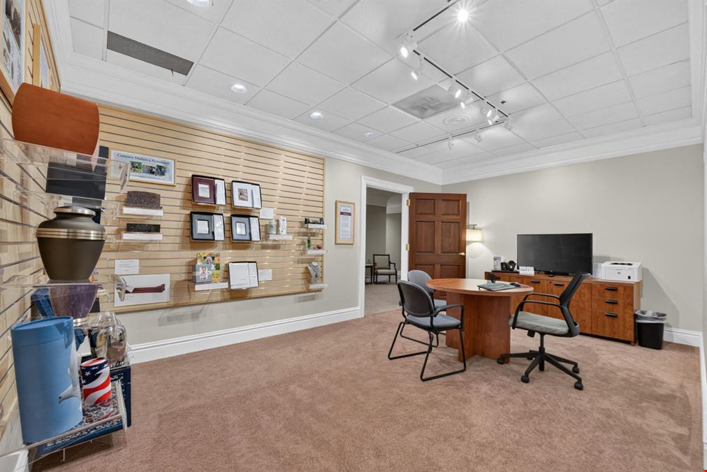 Prominent Chesterfield Commercial Property
