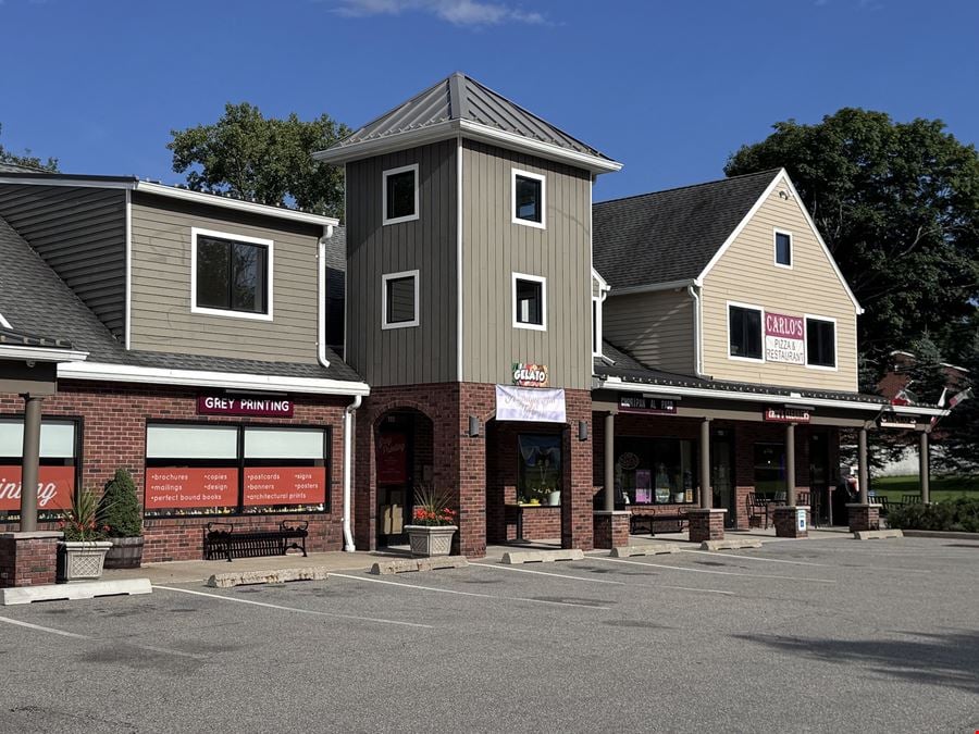 Cold Spring, NY Only Plaza on US Rt 9 in Putnam County