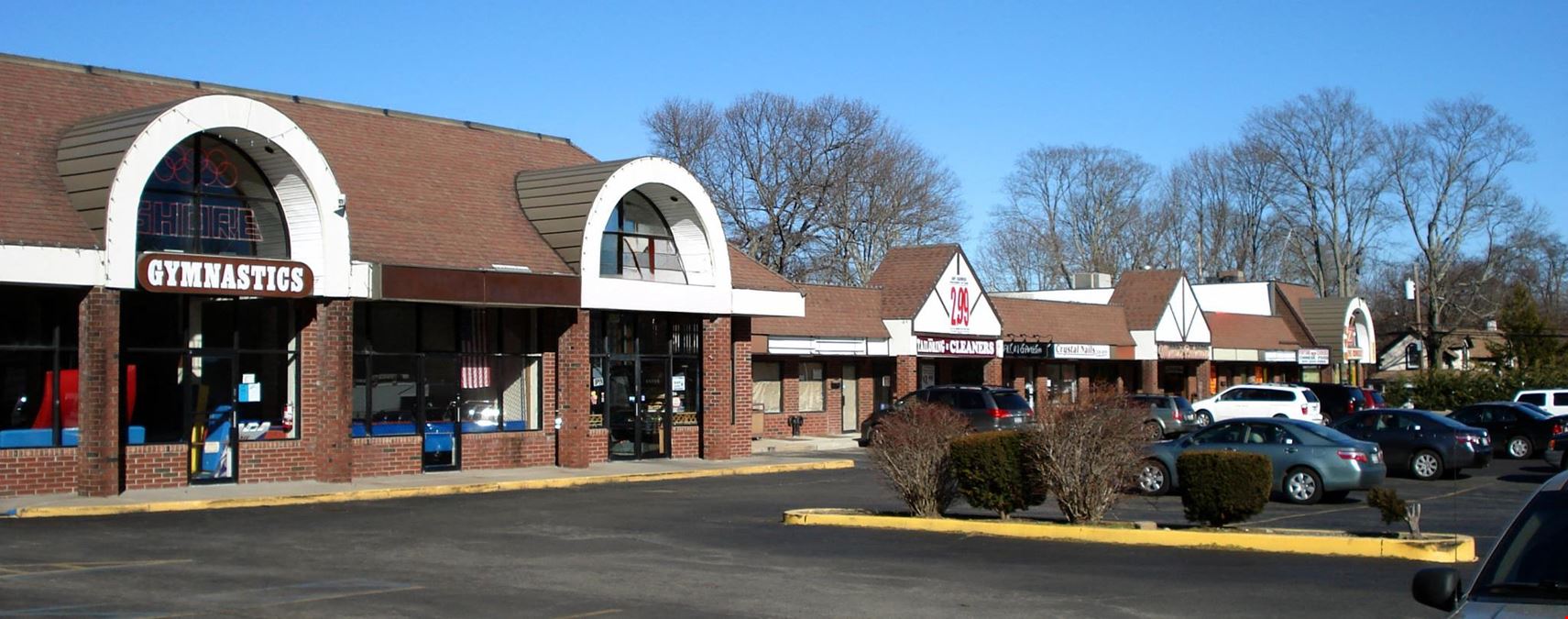 581-601 Montauk Hwy.