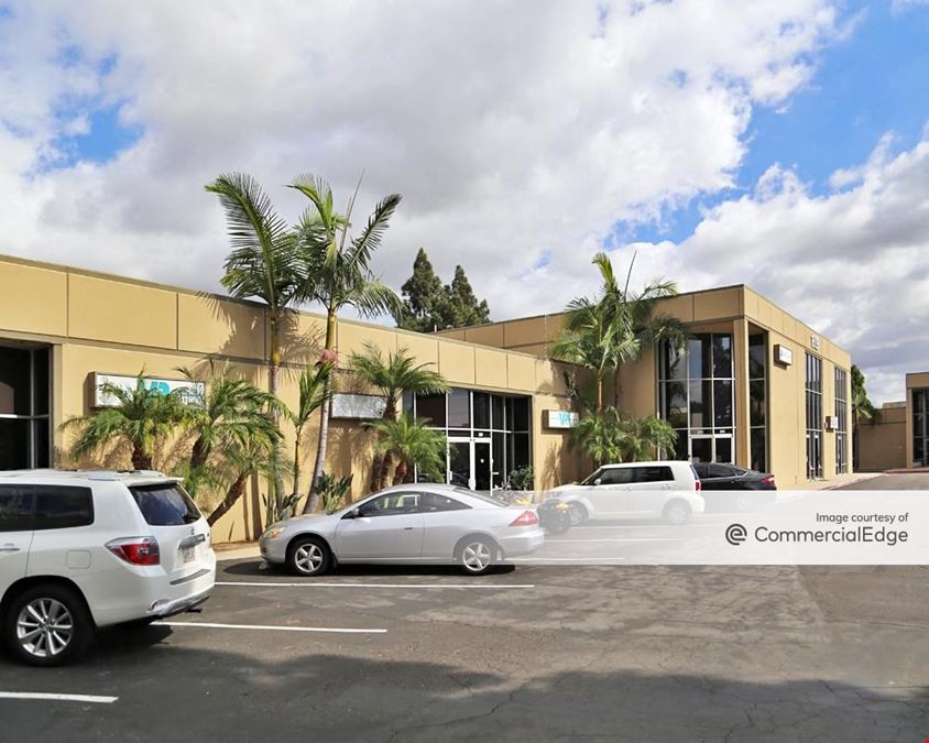 Freeway Business Plaza - 1805, 1809 & 1813 East Dyer Road