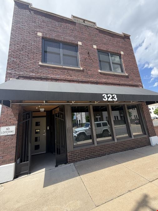 323 N Market