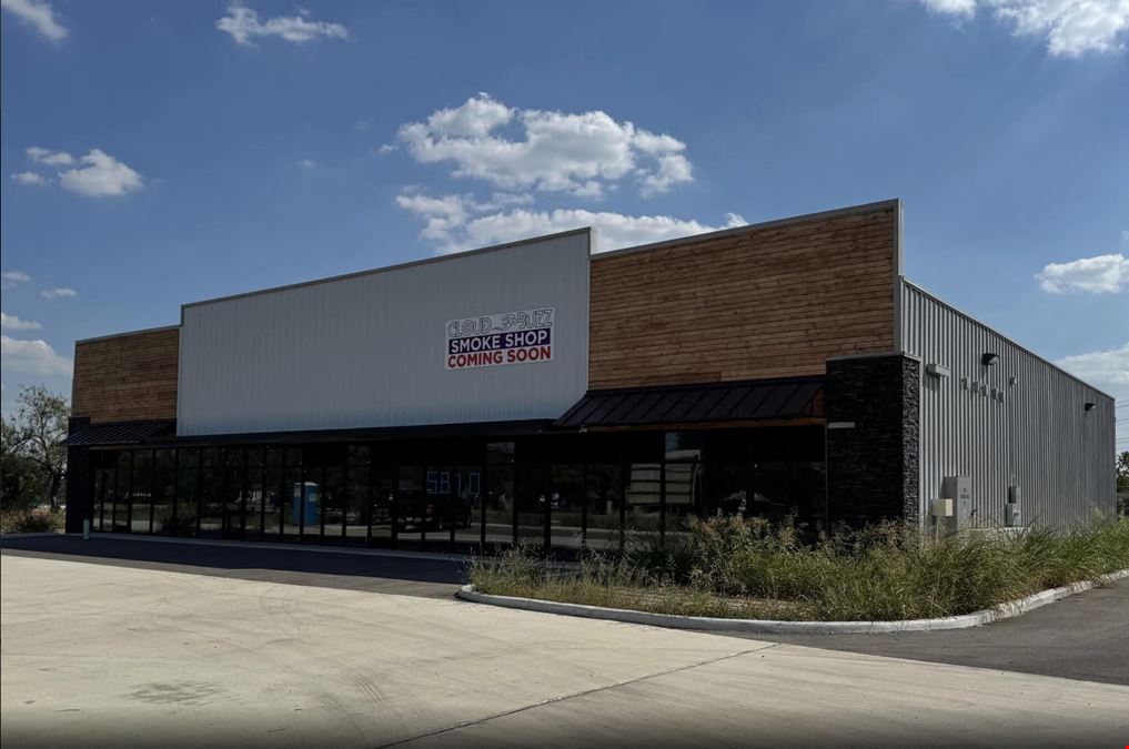 Shops at Elm Valley