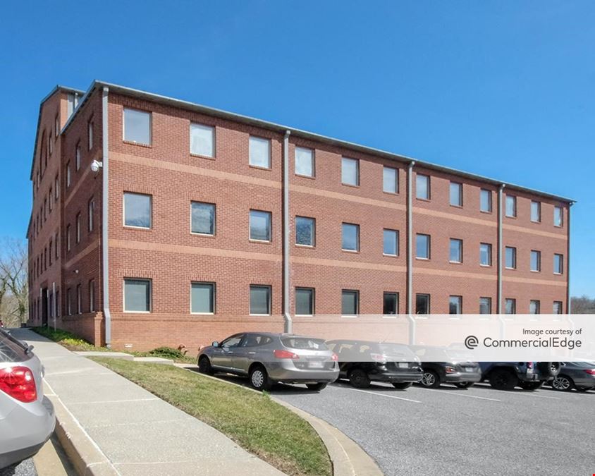 Lake Falls Professional Building