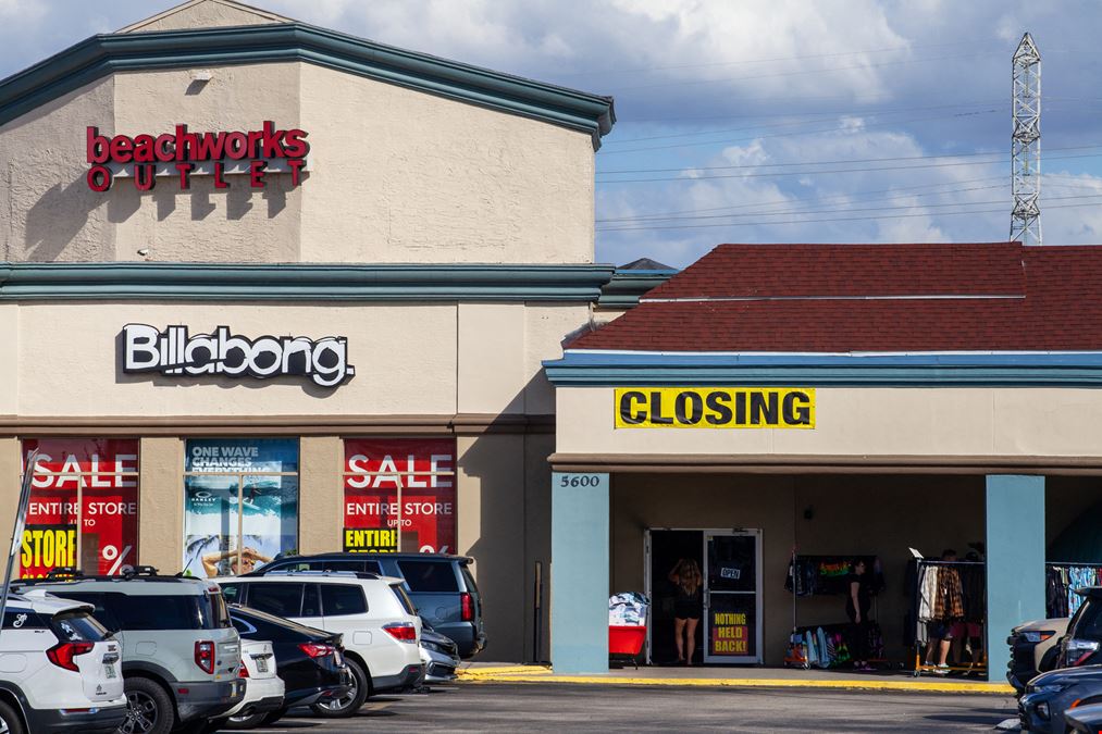 International Shoppes