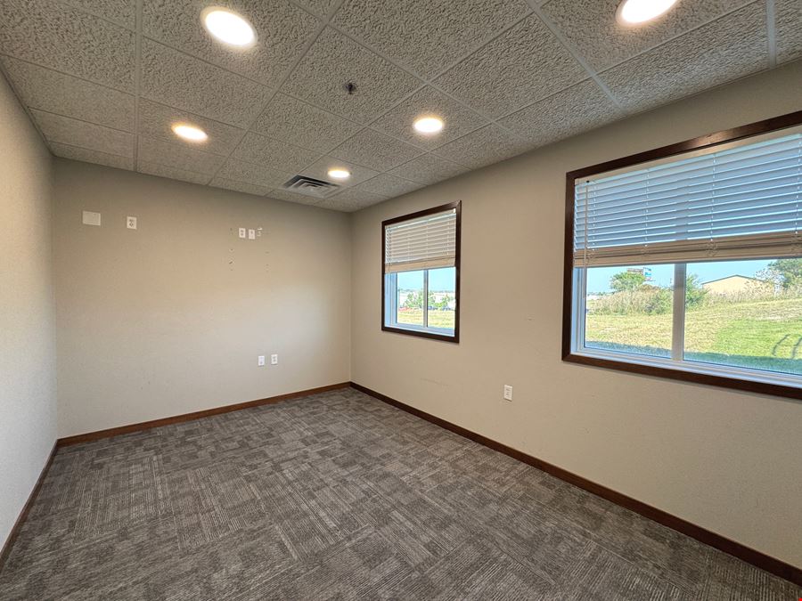 4719 Shelburne St, Suite 9