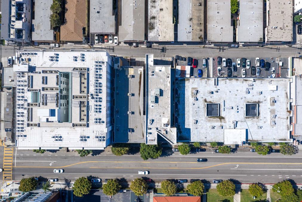 3539 + 3545 Motor Ave