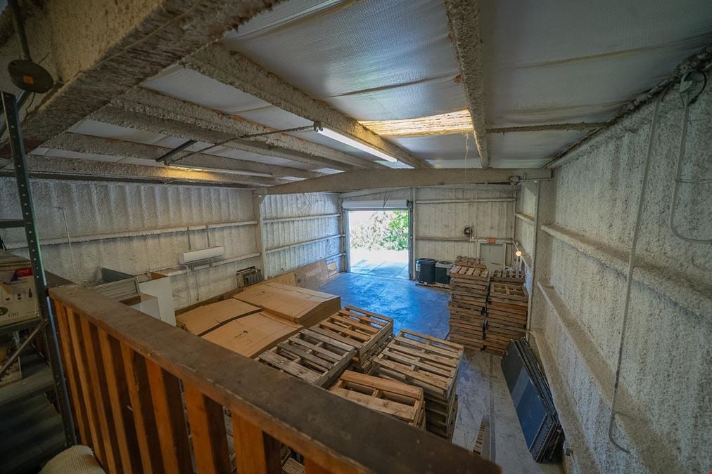 Punta Gorda Warehouse, Office, & Open Yard Space
