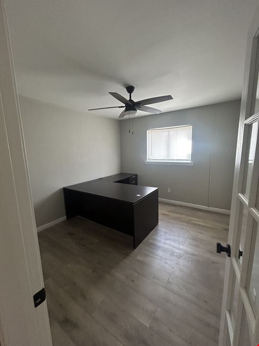 1401 Thompson Cir