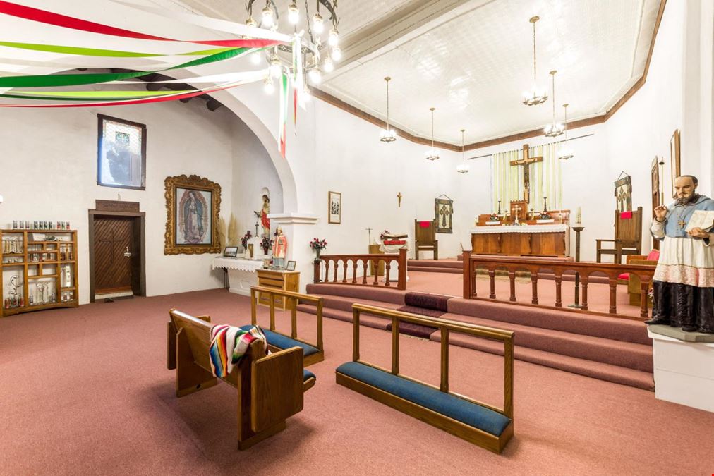 Historic Adobe Home & Event Venue in Hatch, New Mexico