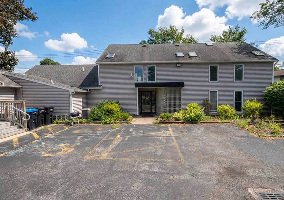 955 E Henrietta Rd