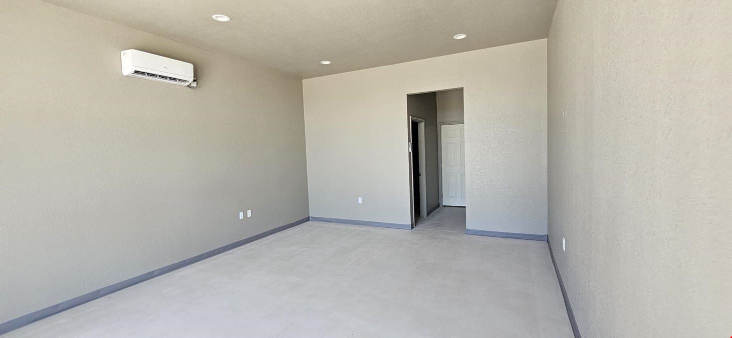 4102 FM 517