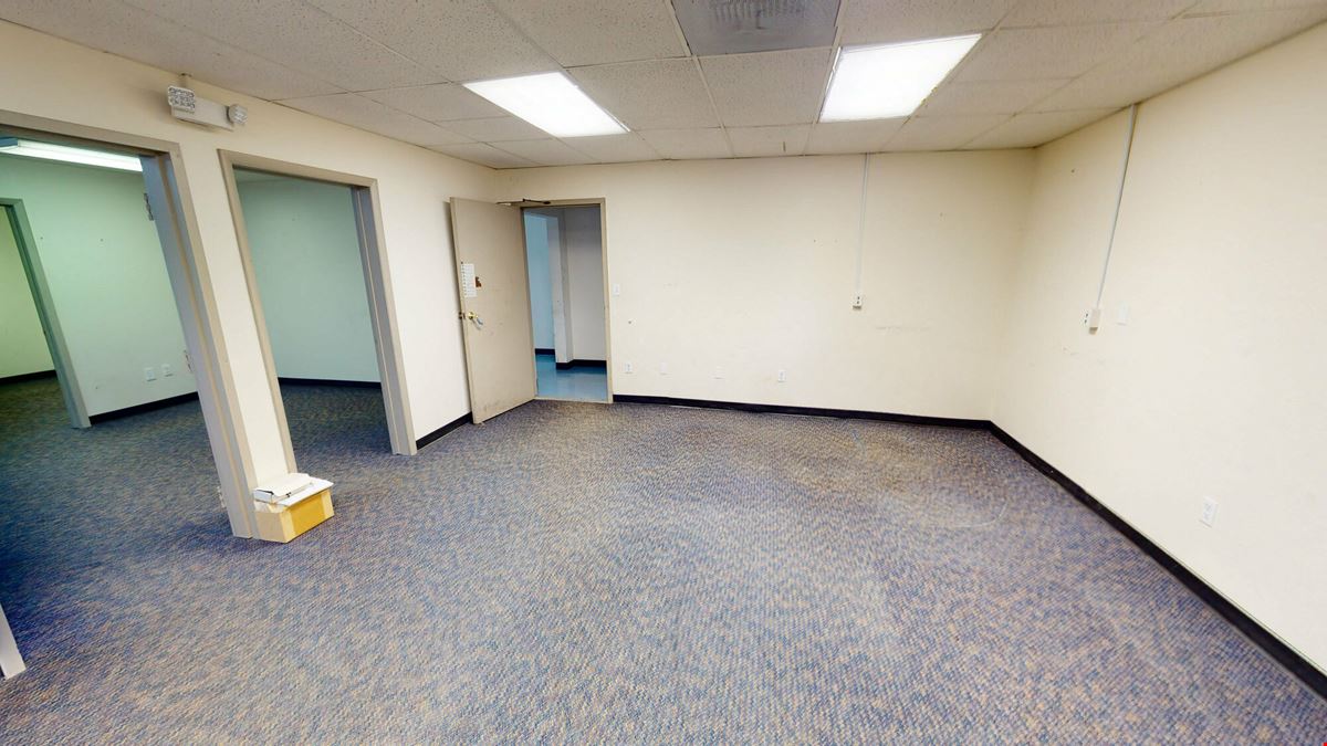 310 Ice Pond Road, Building 4