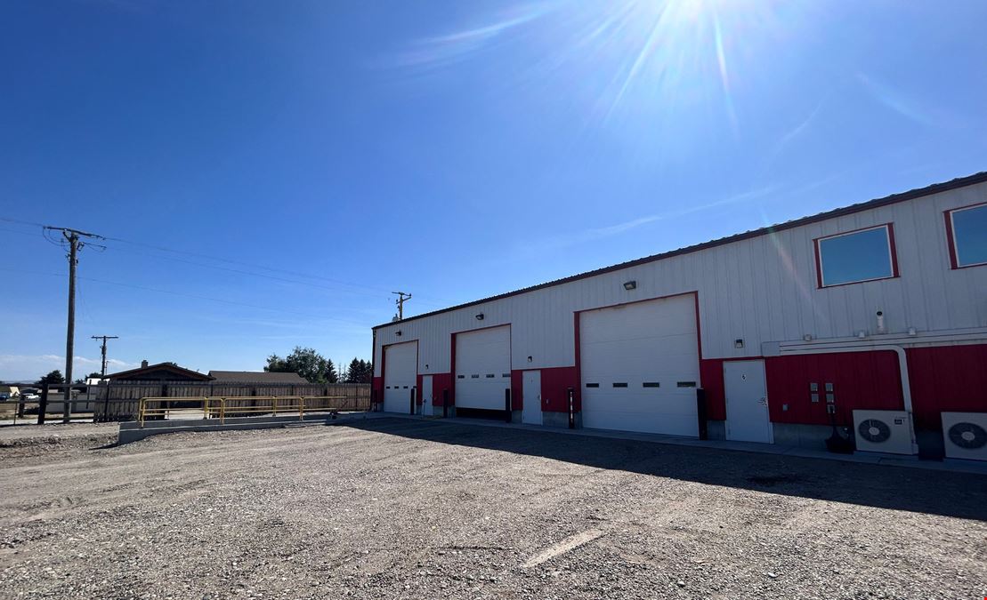 4,500 SF with Loading Dock