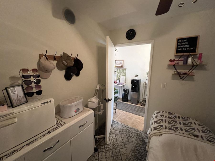 2808-2810 Pio Pico Drive