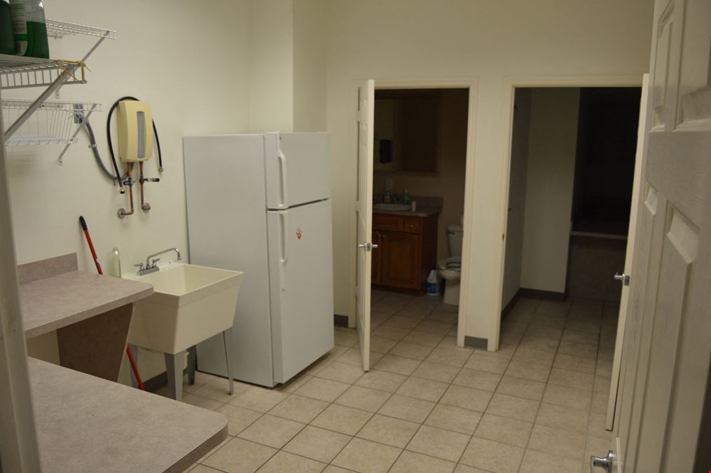 Premier Commercial Leasing Opportunity in Dunnellon, FL