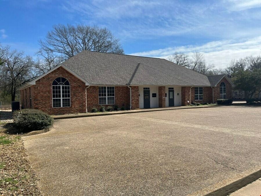 4650/4660 KINSEY DR