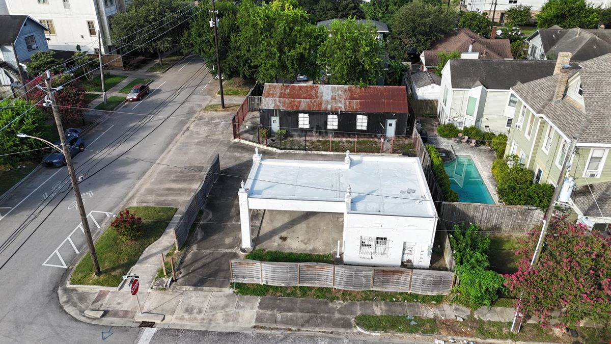 4002 La Branch St. Houston TX 77004