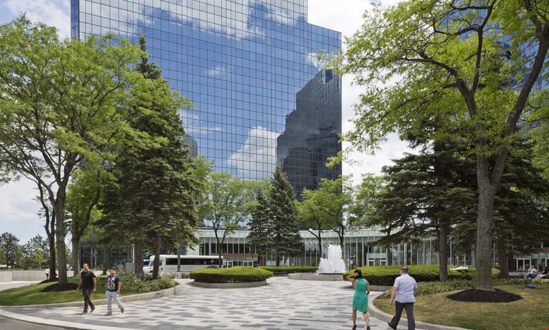 100 Consilium Place