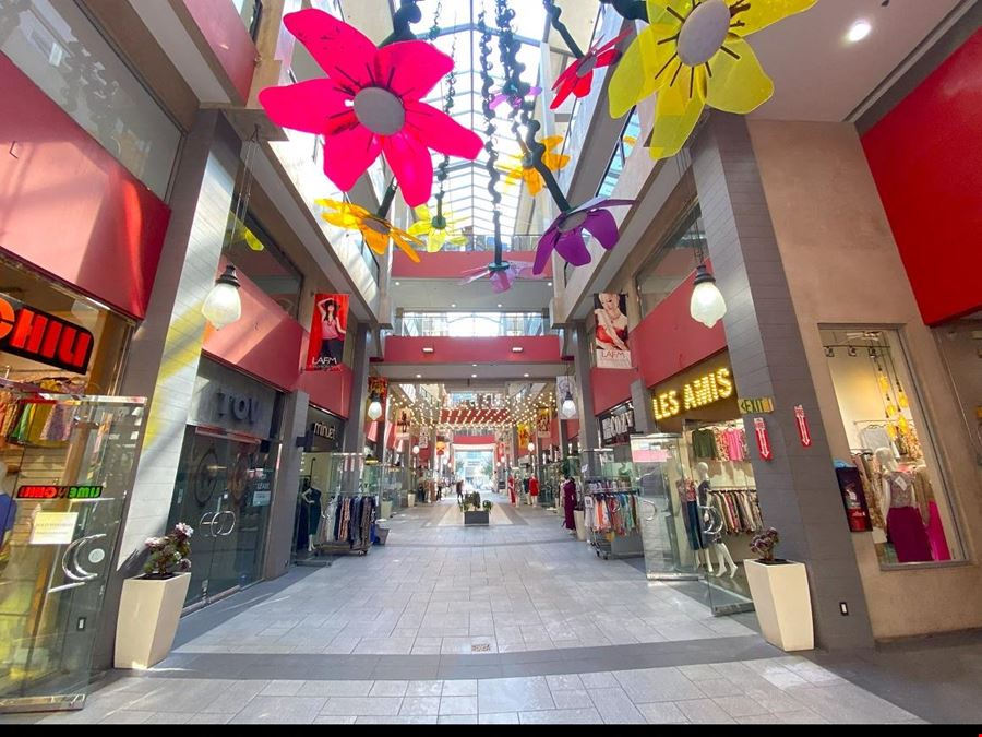 LA Fashion Mart Showrooms & Offices!