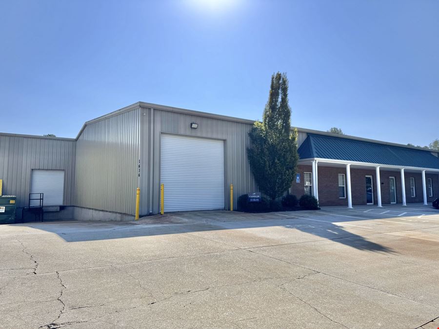 INDUSTRIAL BUILDING FOR LEASE