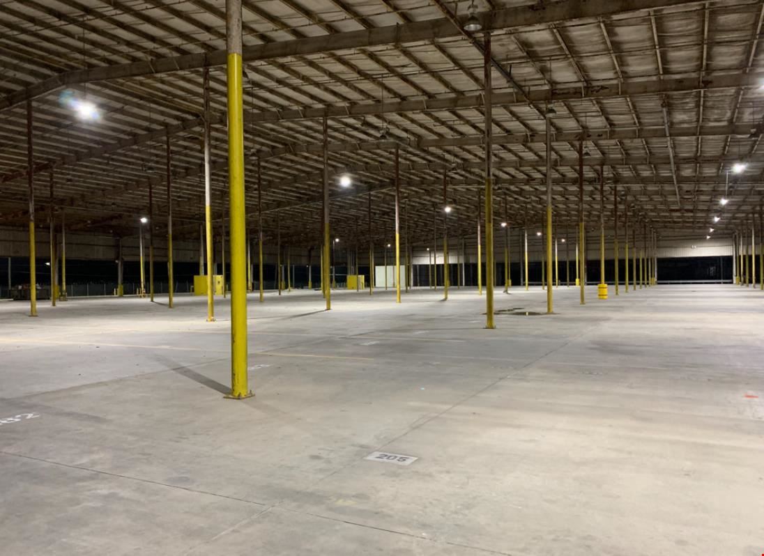 1523 Midfield Industrial Boulevard