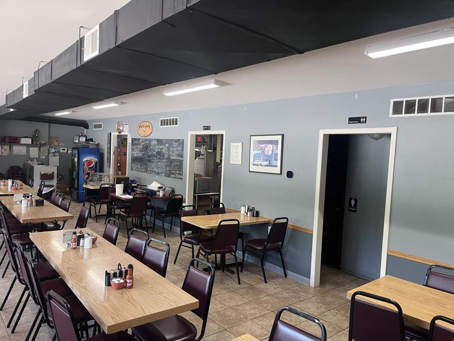 10691 W Grand River