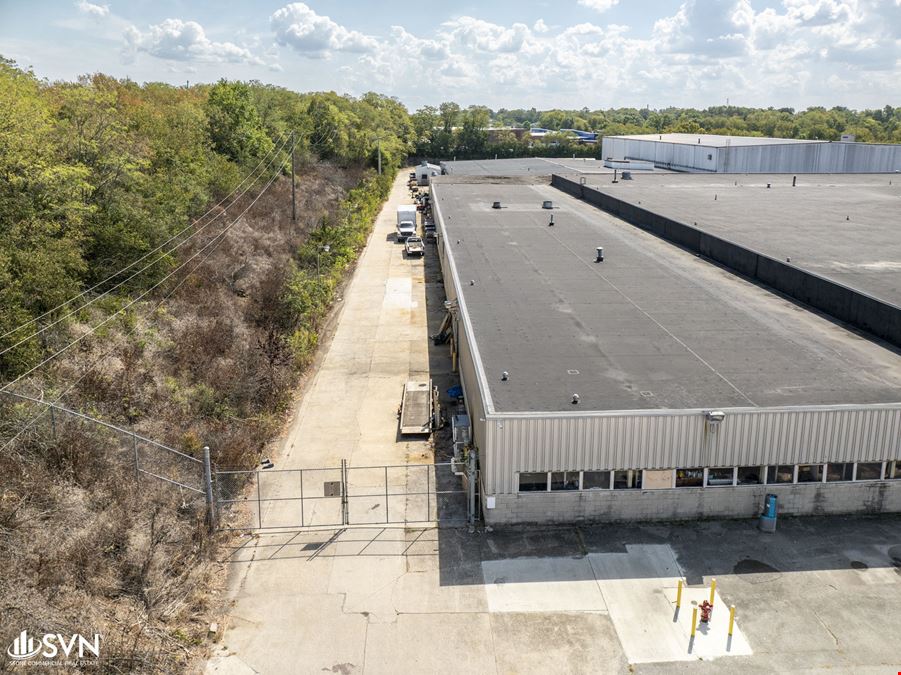 75,000 SF of Economical Overflow Storage Space