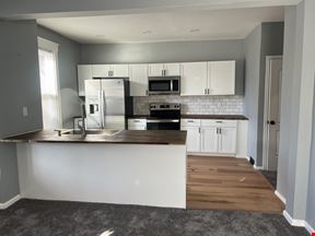Melrose Ave: Low-Rise Multifamily Investment Package