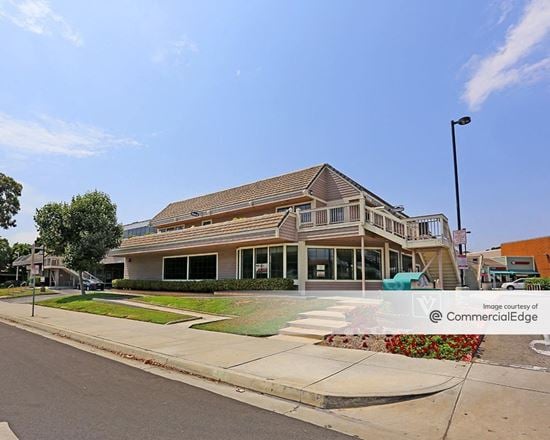 Preview of Retail space for Rent at 1401 Victoria Avenue