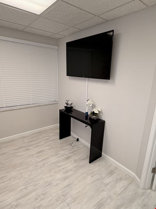 Pine Park Centre- Office Condo