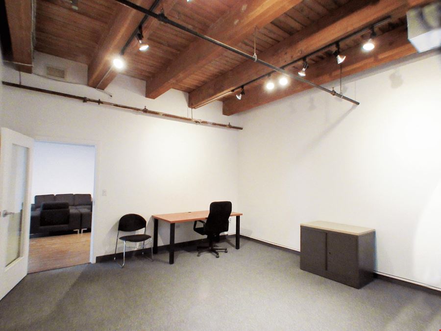 311 N Aberdeen