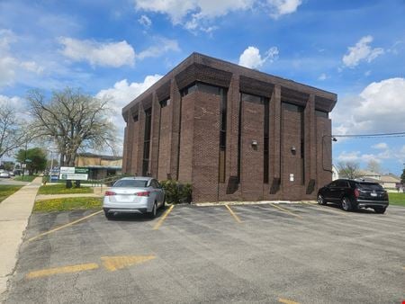 Preview of Office space for Rent at 8233 South Harlem Avenue