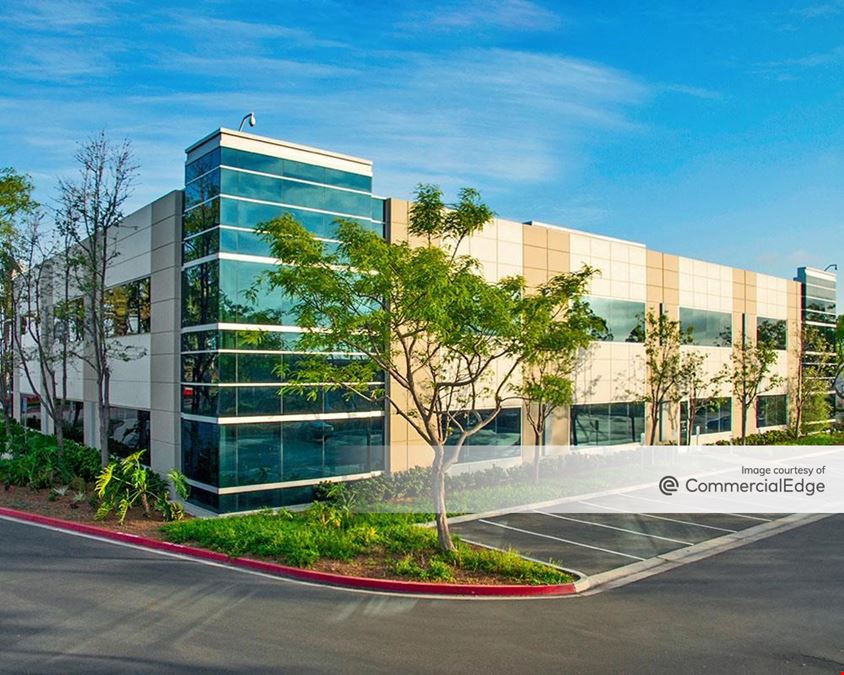 The Campus at Sorrento Gateway - 5005 Wateridge Vista Drive
