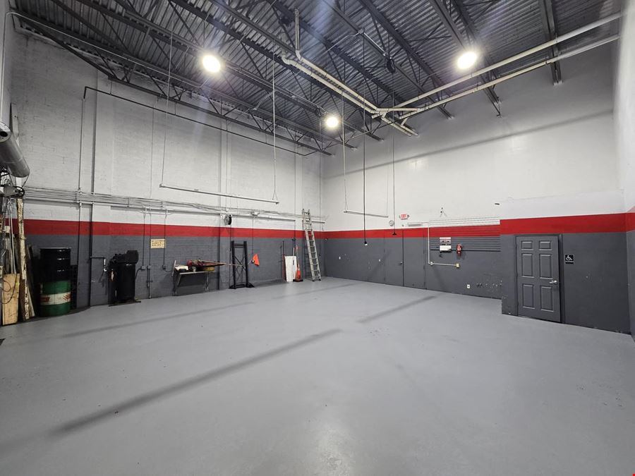 Industrial Flex Space | Corner Unit