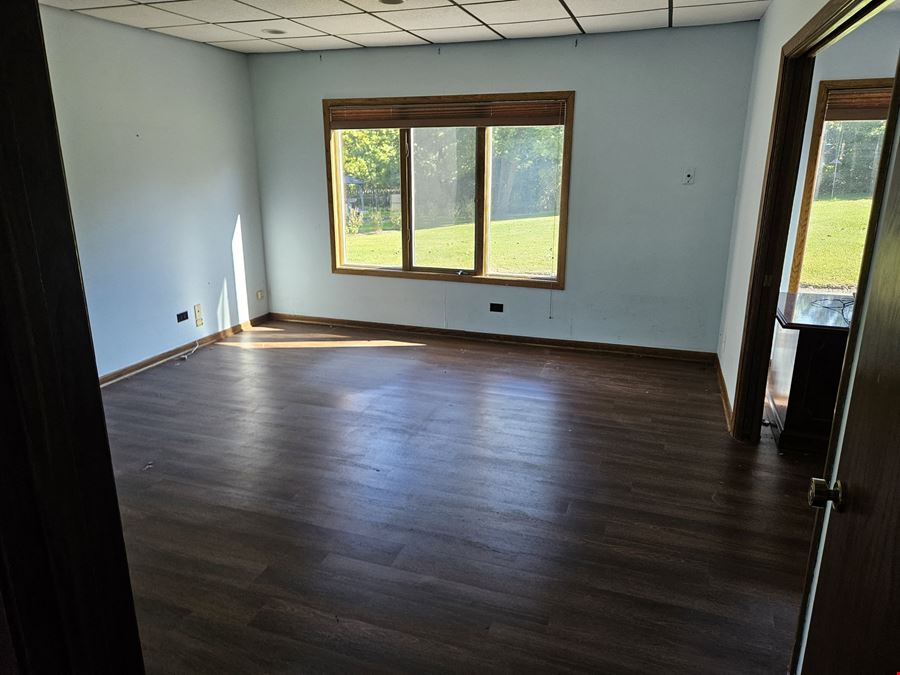 Office Space on 143rd St