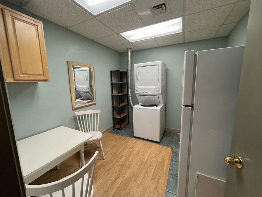 Top Floor Salon/Office Suites