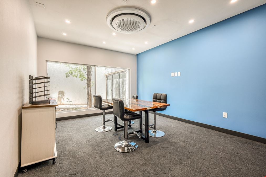 301 E Yandell Class A Office FOR LEASE