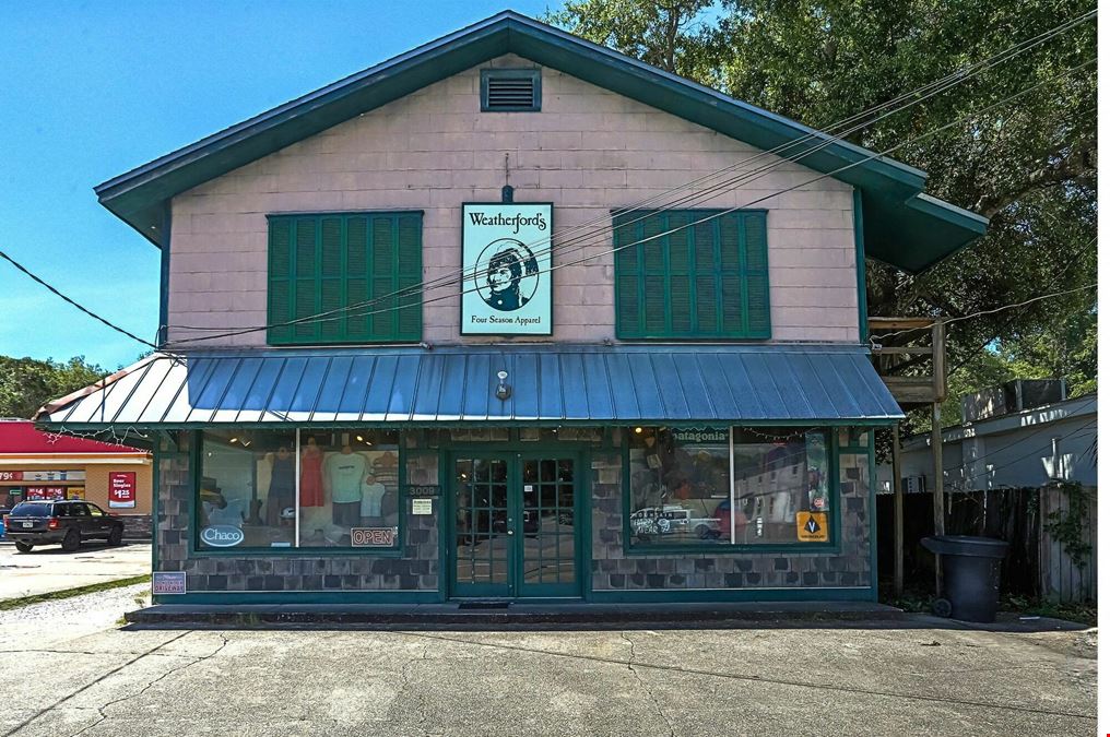 Iconic East Pensacola Heights Location