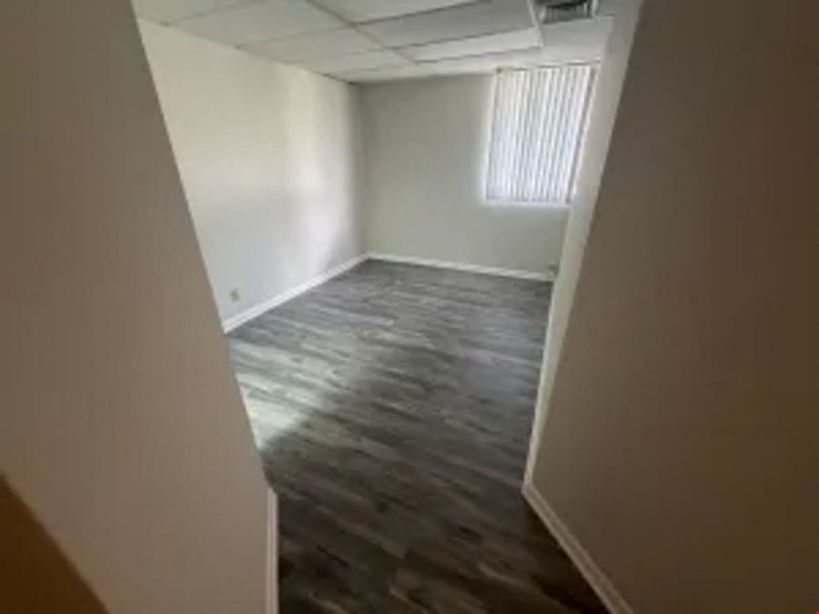 1803 SF Suite 103 Professional and Medical Office Space